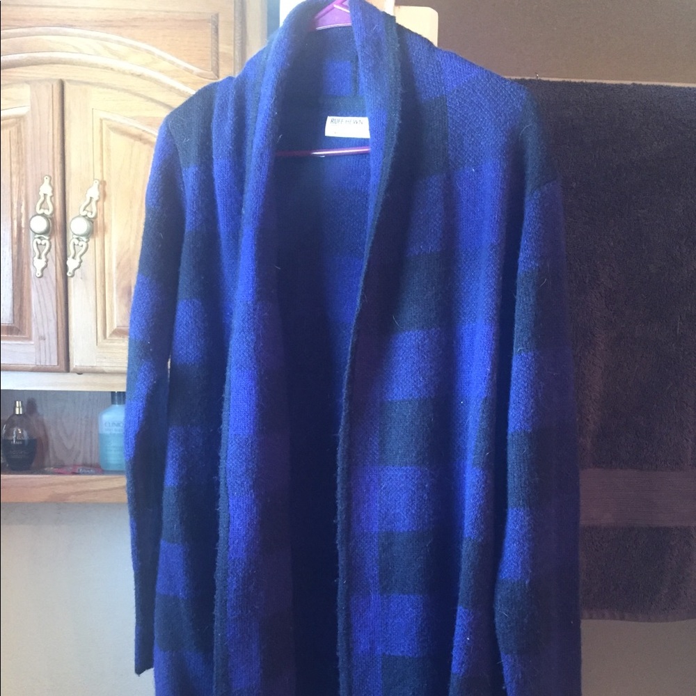 Checkered shawl sweater